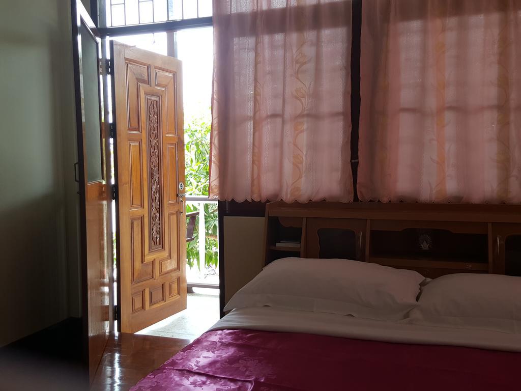 Emmanuel Guesthouse Prachuap Khiri Khan Luaran gambar