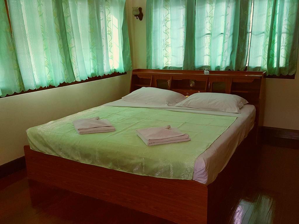 Emmanuel Guesthouse Prachuap Khiri Khan Luaran gambar